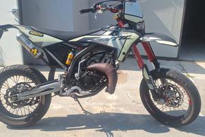 Fantic 50 competition 2019 motard