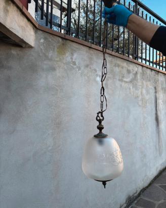 Lampadario Vintage Vetro Satinato e Bronzo
