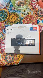 Sony ZV-1F Vlog Camera - COME NUOVA