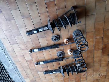 assetto originale vw golf gti 7.5