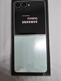 Samsung Galaxy Z Flip 7