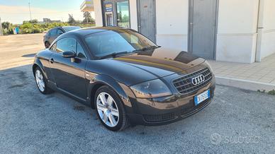 AUDI TT MK1