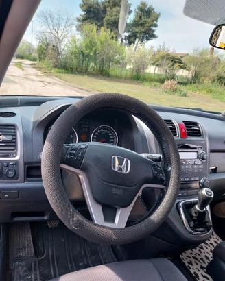 Robusta e affidabile HONDA CRV
