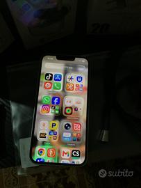 Apple Iphone 13  come nuovo  bianco