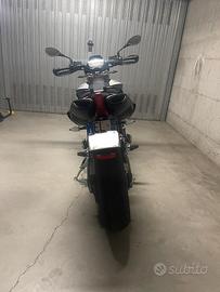 Aprilia Dorsoduro 900