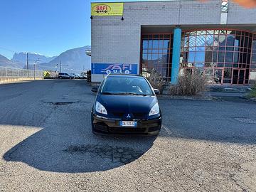 Mitsubishi Colt 5p 1.1 12v c/clima