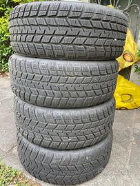 4Pneumatici invernali