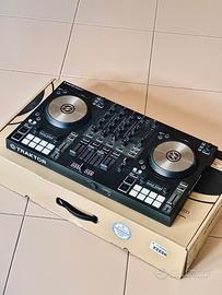 NATIVE INSTRUMENTS Traktor Kontrol S3