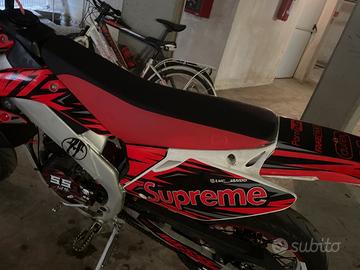 plastiche moto