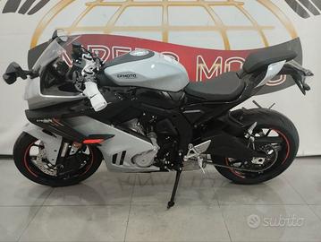 CFMOTO 675 SR nuovo a immatricolare