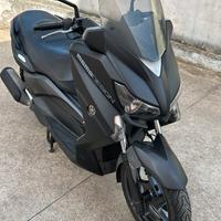 Yamaha X-Max 250 - 2015