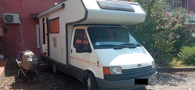 Ford Transit CI (5,88 m)