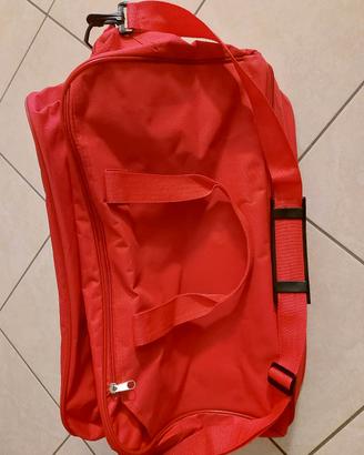 Borsa calcio, nuoto e altri sport