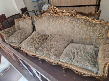 divano stile barocco