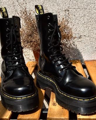 DR. MARTENS Stivali Platform 10 fori “Jadon Hi”
