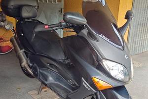 Yamaha T Max 500