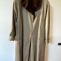 Impermeabile con interno pelliccia staccabile