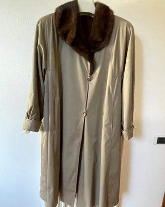 Impermeabile con interno pelliccia staccabile