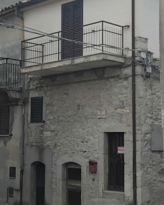 Fabbricato tre vani