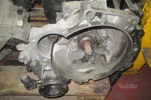 Cambio Volkswagen Polo 1.0 b 1999 - AEV - 5M