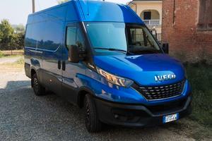 furgone IVECO DAILY HI-MATIC
