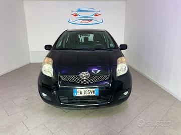 TOYOTA Yaris 1.0 5 ,porte Sol