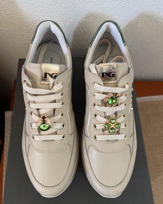 Scarpe nuove mai utilizzate