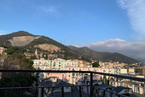 Appartamento Sestri Ponente Genova 130 mq centrale