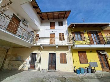 CASA SEMINDIPENDENTE A ALICE CASTELLO