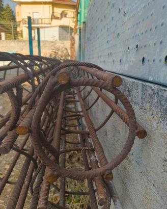 pilastri tondo o rotondo in ferro acciaio armato 