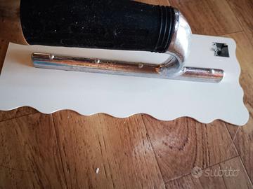 Frattazzo per decorazioni