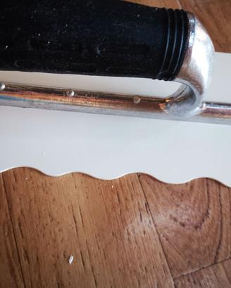 Frattazzo per decorazioni