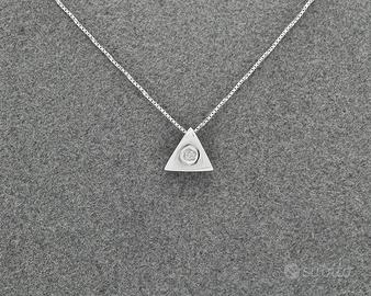 Collana punto luce triangolo