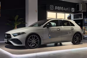 Mercedes-benz A 180 d Automatic Alpine Grey Editio