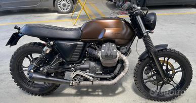 Motoguzzi V7 stone