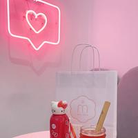 Neon fuxia fumetto e cuore