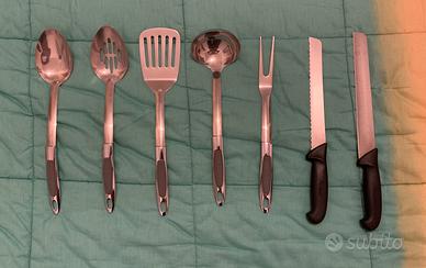 Set di utensili da cucina in acciaio
