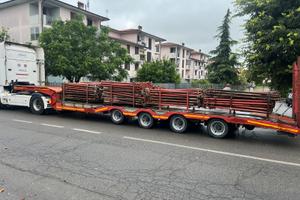 Puntelli a vite 8 al pezzo