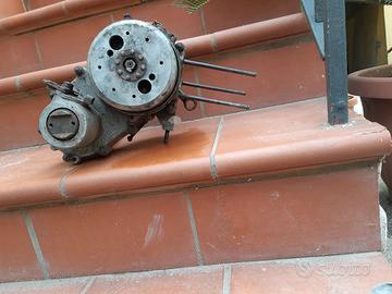 Motore vespa faro basso 