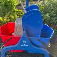 Carrello per pulire pavimenti professionale