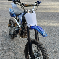 Moto pit bike 125 4 tempi