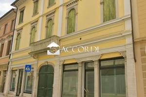 Rif.SM48| locale commerciale vittorio veneto