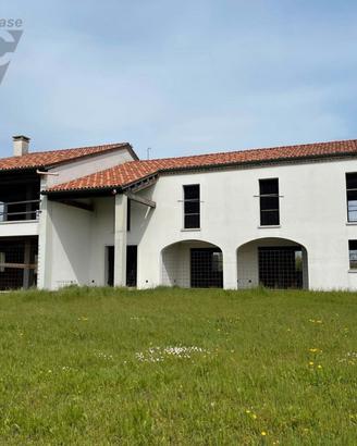 Legnaro - villa singola al grezzo, terreno 6000 mq