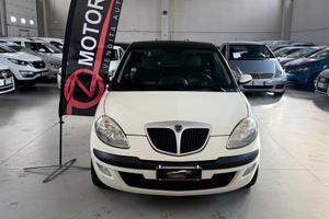 Lancia Ypsilon 1.2 Momo Design NEOPATENTATI