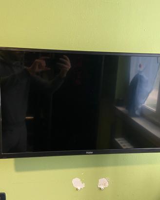 Televisore 32 pollici