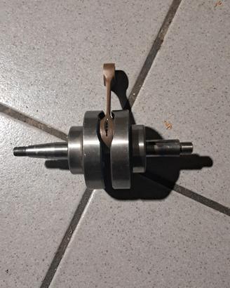 ALBERO SPALLE PIENE CORSA ORIGINALE AM6