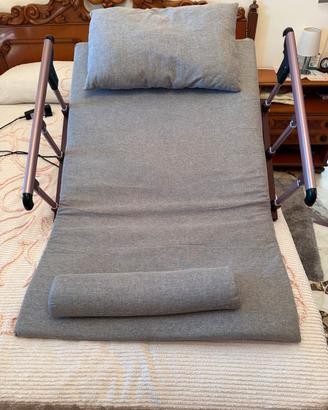 Sollevatore per letto regolabile
