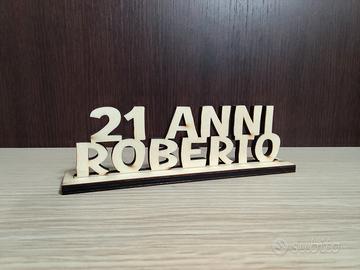 Nome in legno per compleanno 