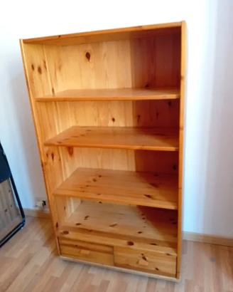 Libreria in legno con rotelle