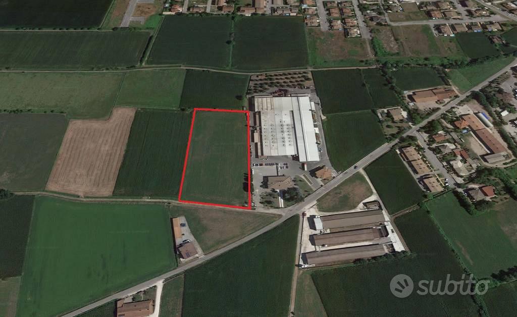 Terreno di 12600 m² a Gambara - Vista 2